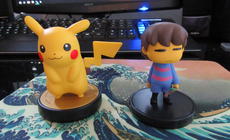 Next to my Pikachu Amiibo, for size comparison.